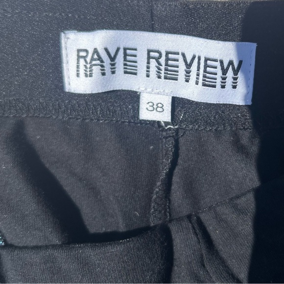 Funky pants! - Picture 4 of 5